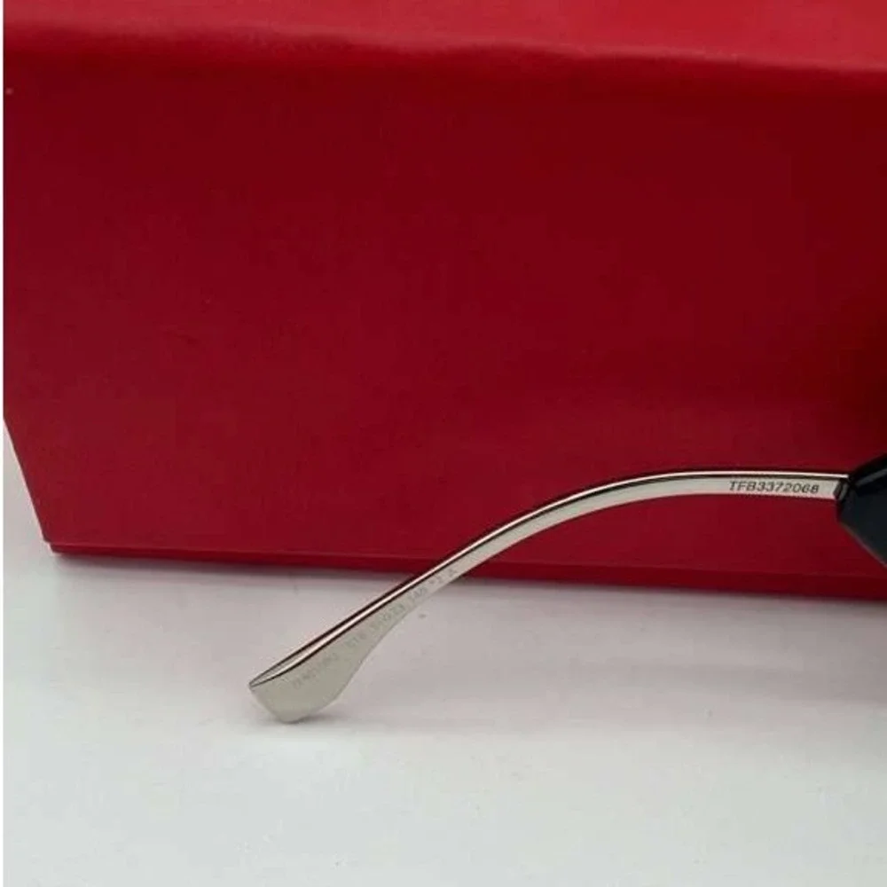 Fendi Gold Geometric Oversized Sunglasses - Like New with‎ Case